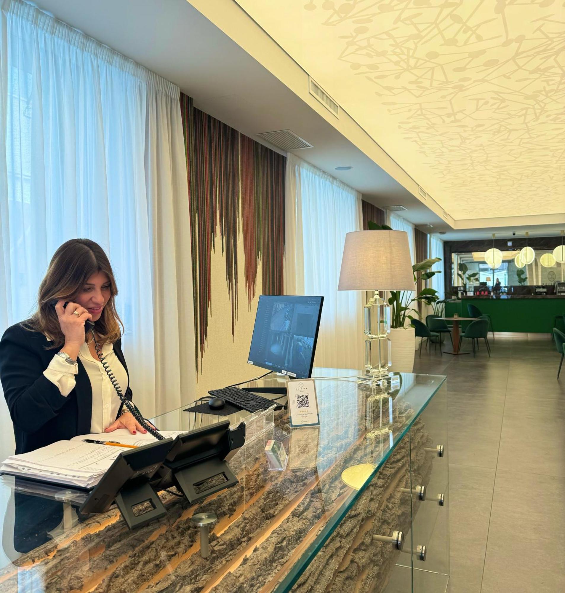 Outside Boutique Hotel فوجيا المظهر الخارجي الصورة